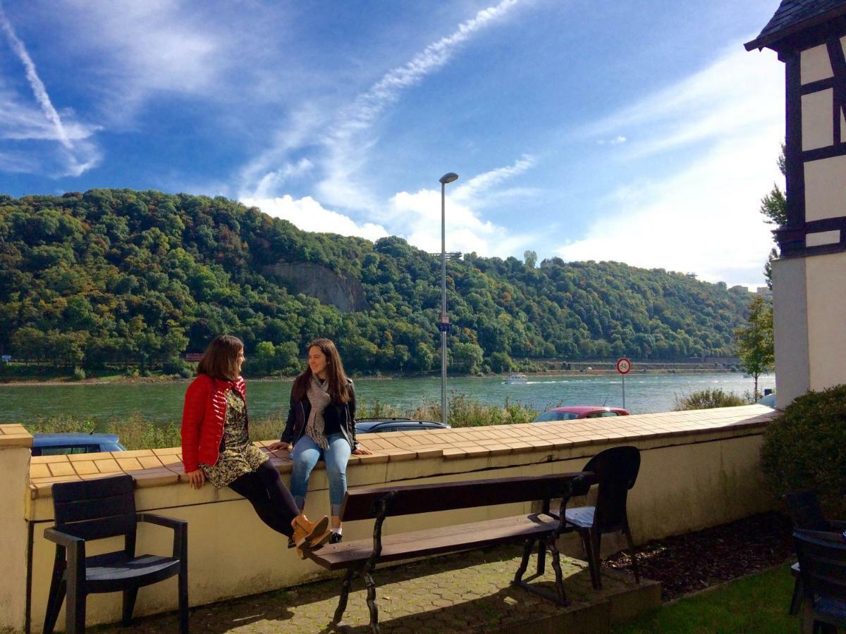 Haus Am Ufer Mit Rheinpanoramablick Apartment Koblenz  Luaran gambar