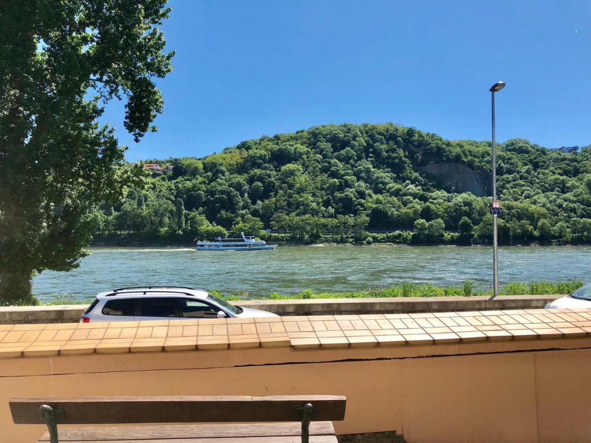 Haus Am Ufer Mit Rheinpanoramablick Apartment Koblenz  Luaran gambar