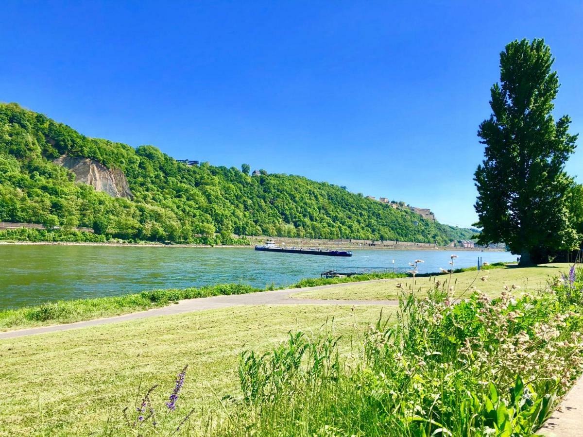 Haus Am Ufer Mit Rheinpanoramablick Apartment Koblenz  Luaran gambar